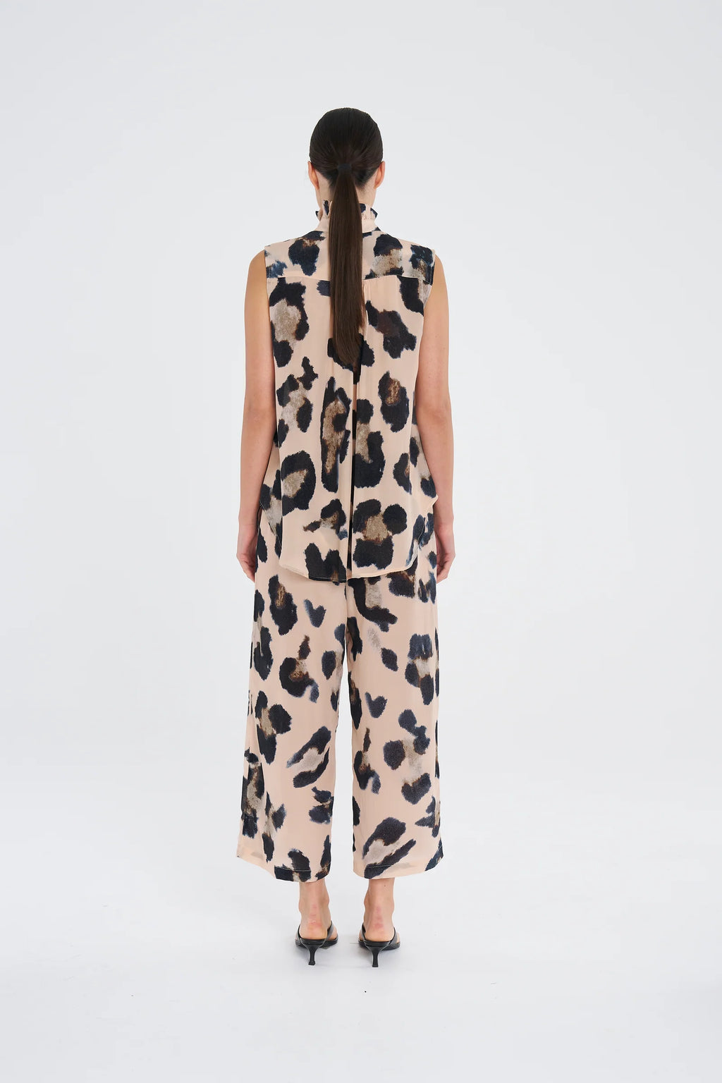 FRILL NECK SILK TANK