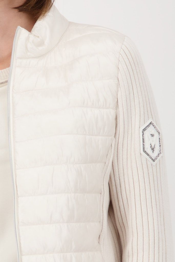 QUILTED JACKET & KNIT
