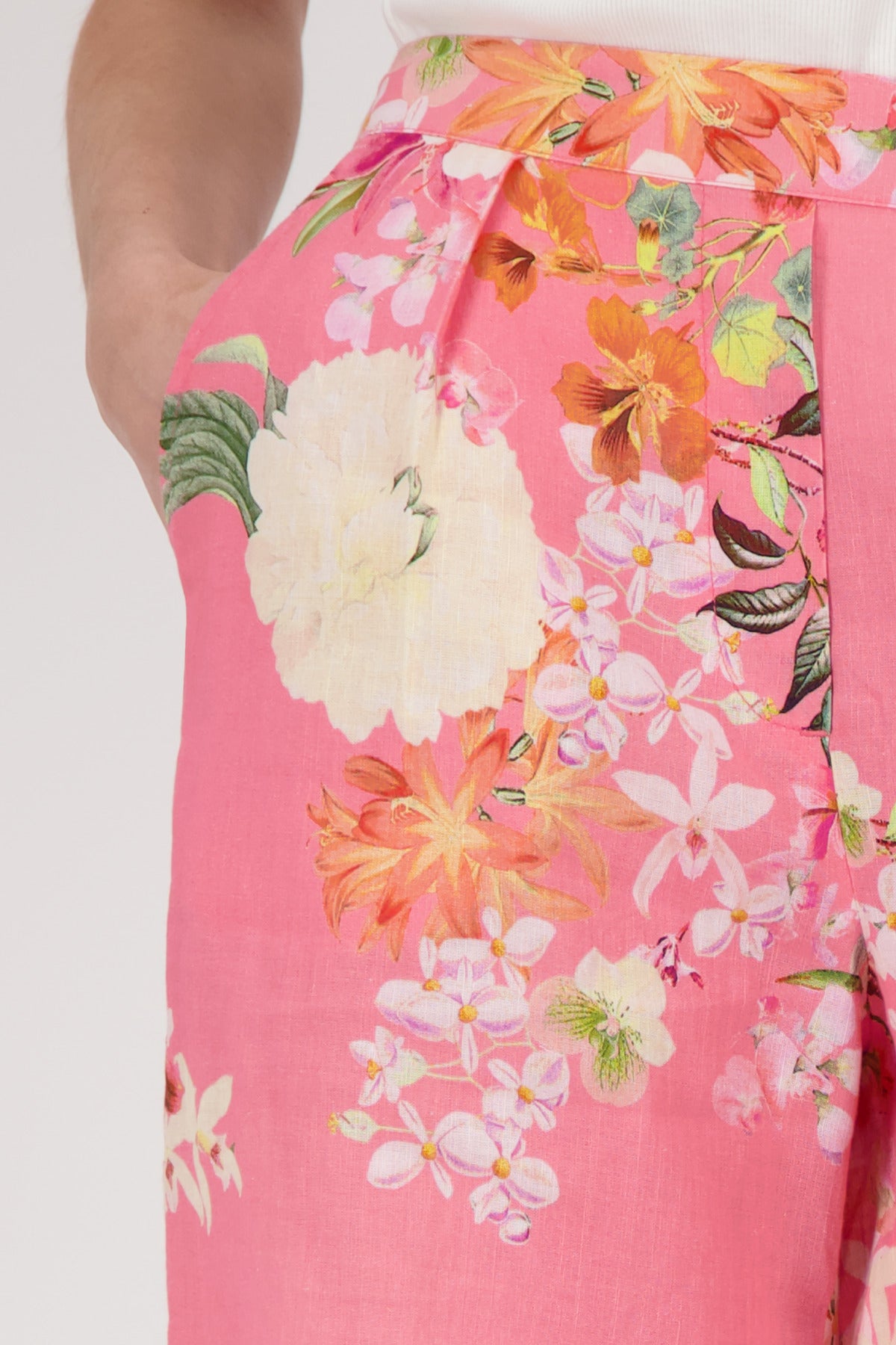 BERMUDA PANTS - BERMUDA FLOWER