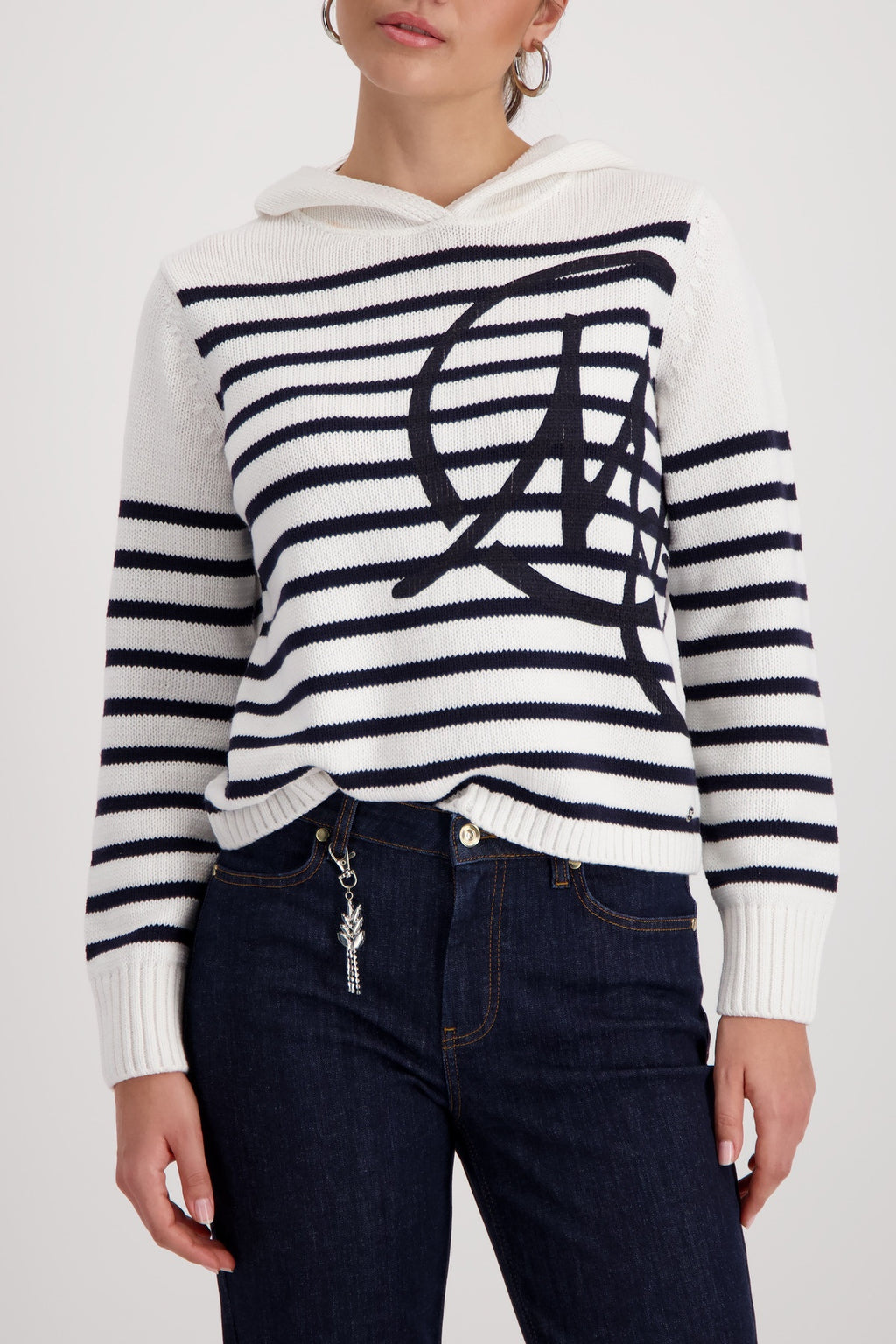 STRIPED SWEATER & EMBLEM