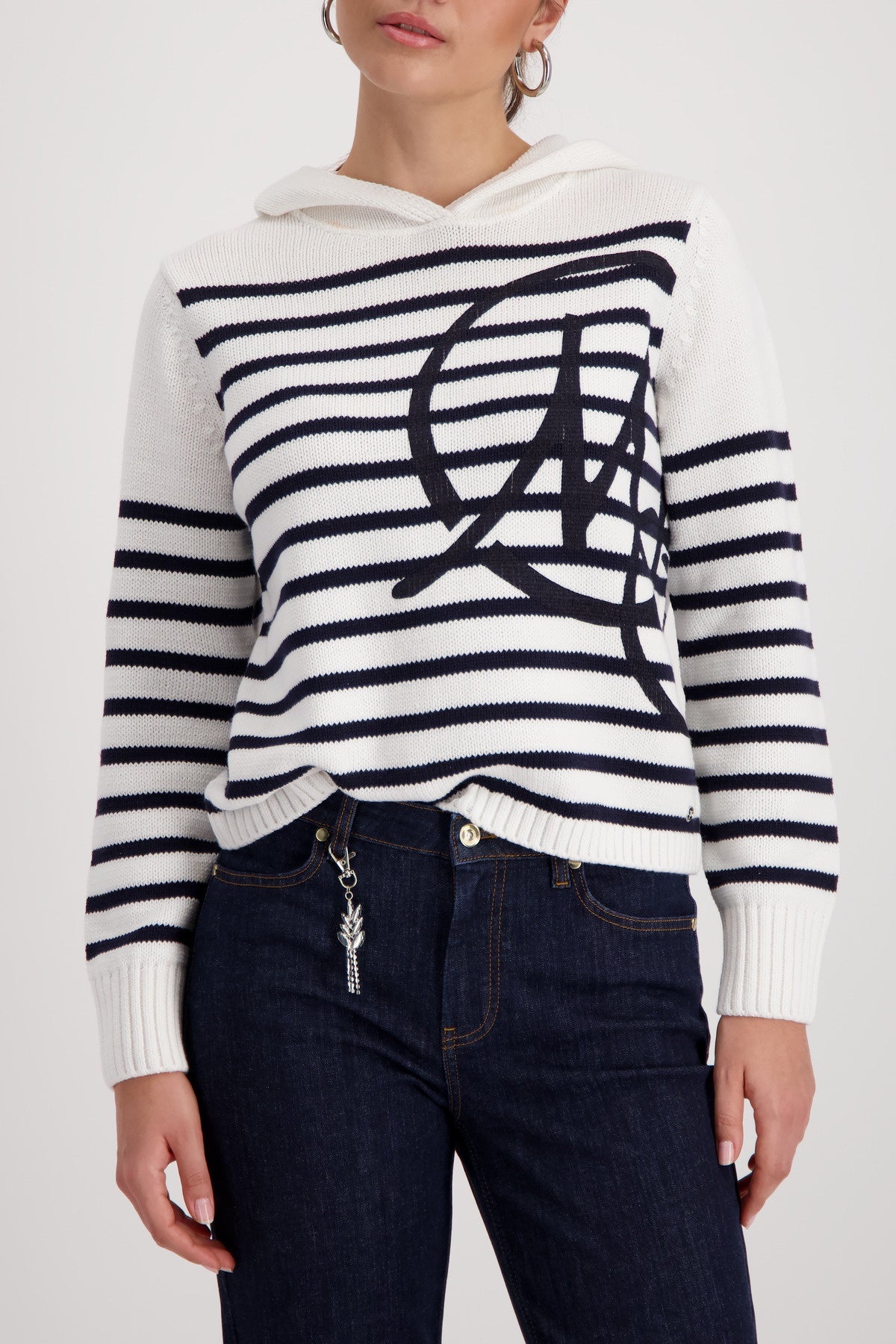 STRIPED SWEATER & EMBLEM