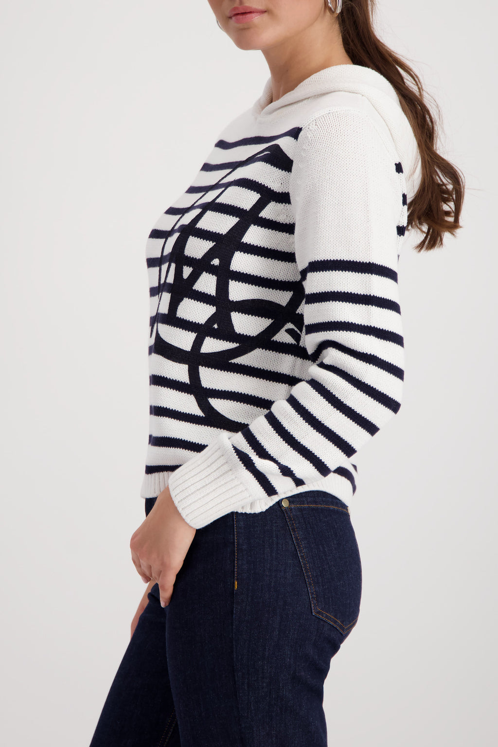 STRIPED SWEATER & EMBLEM