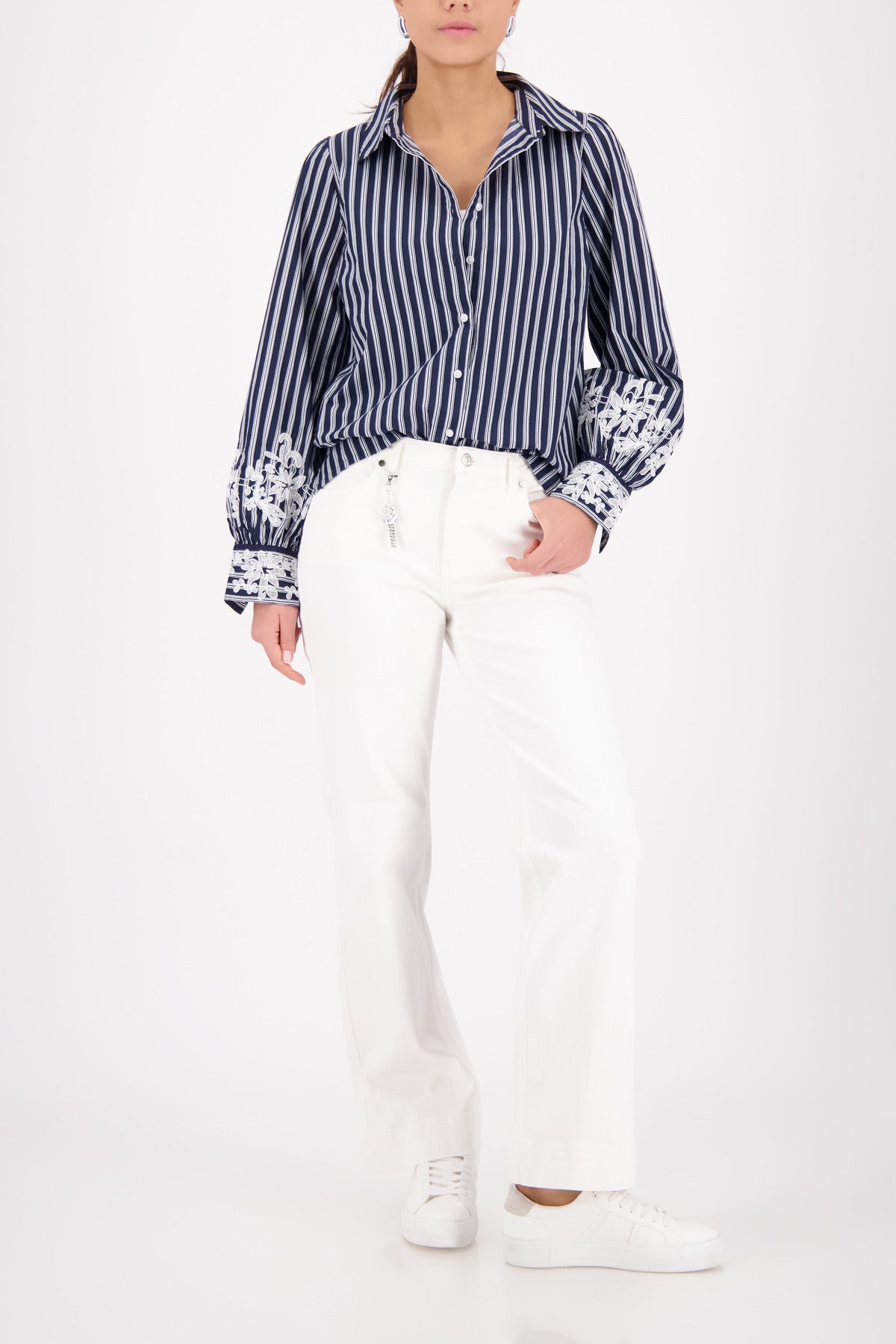 BLOUSE STRIPES & LACE