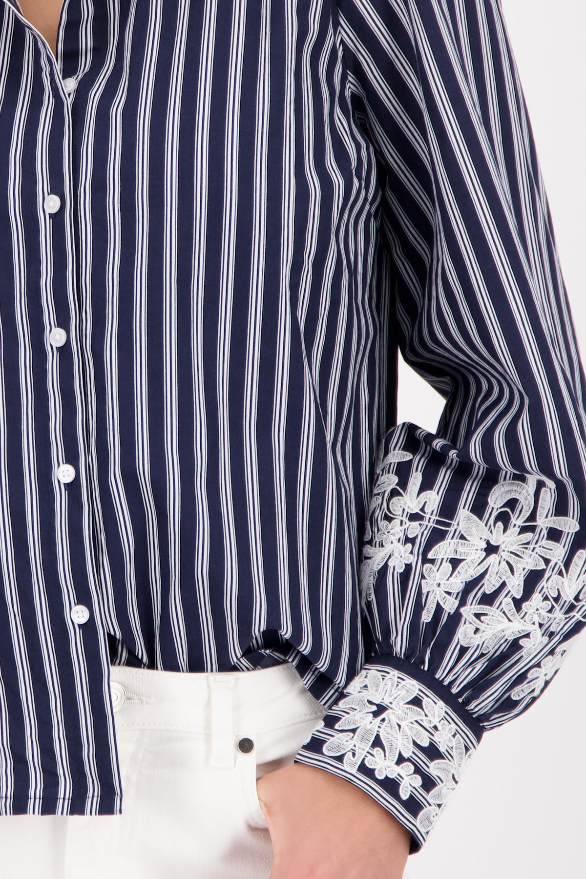 BLOUSE STRIPES & LACE