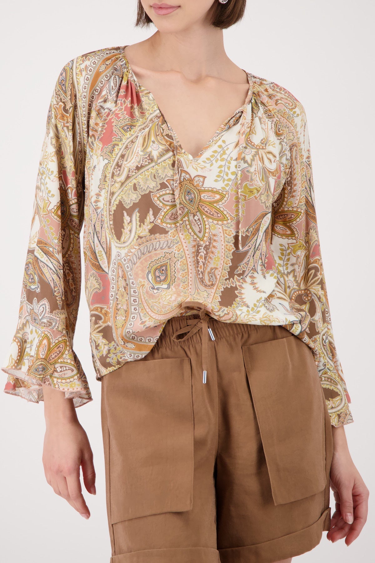 BLOUSE W ALL-OVER PAISLEY PRINT