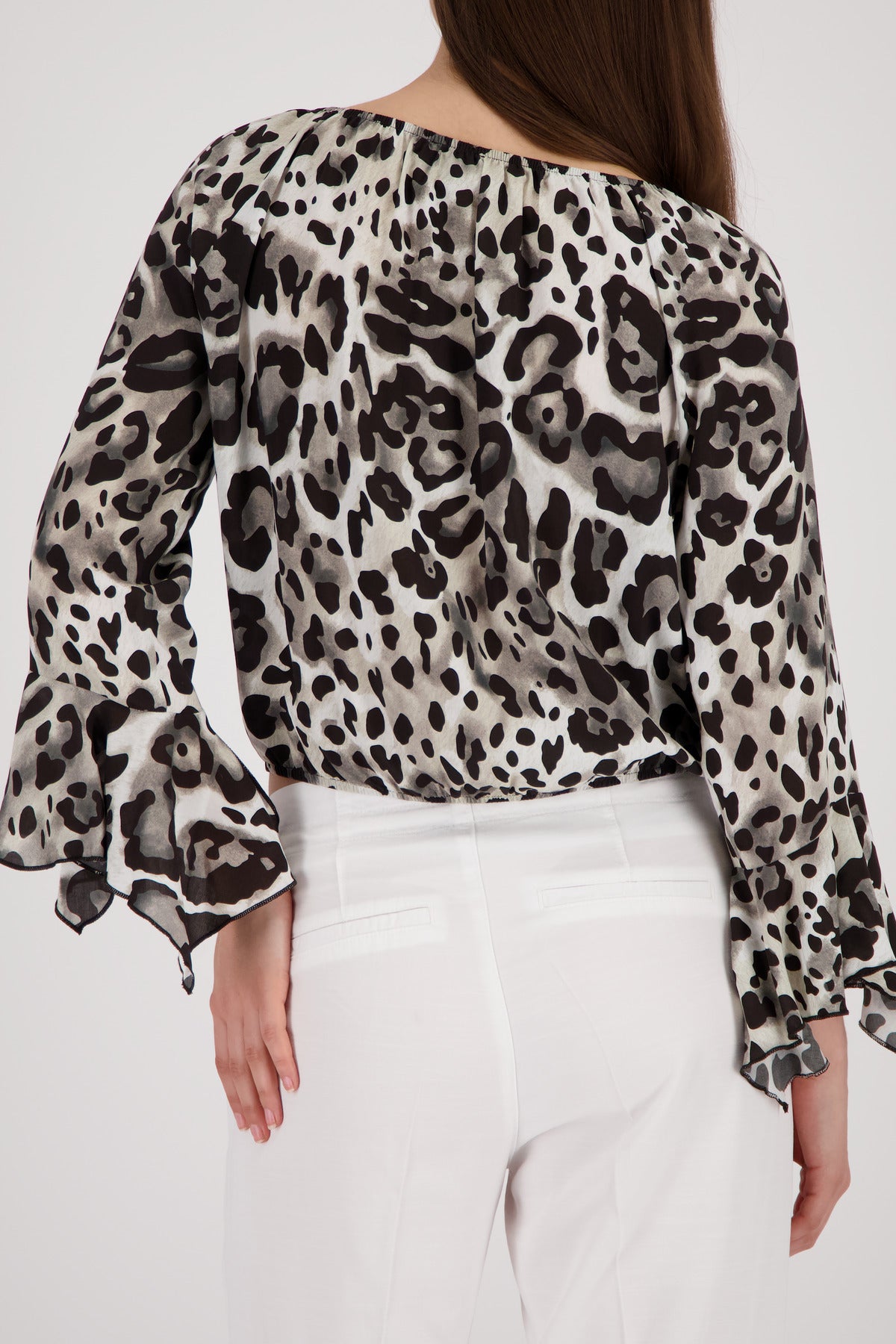 ALL-OVER LEO PRINT BLOUSE