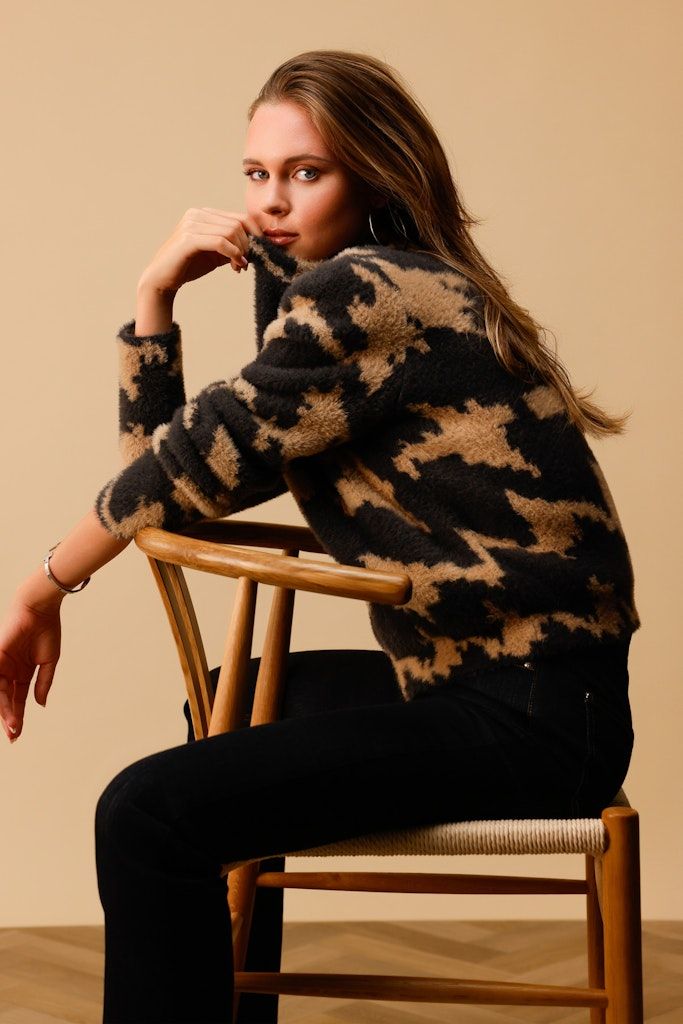 HOUNDSTOOTH CARDIGAN