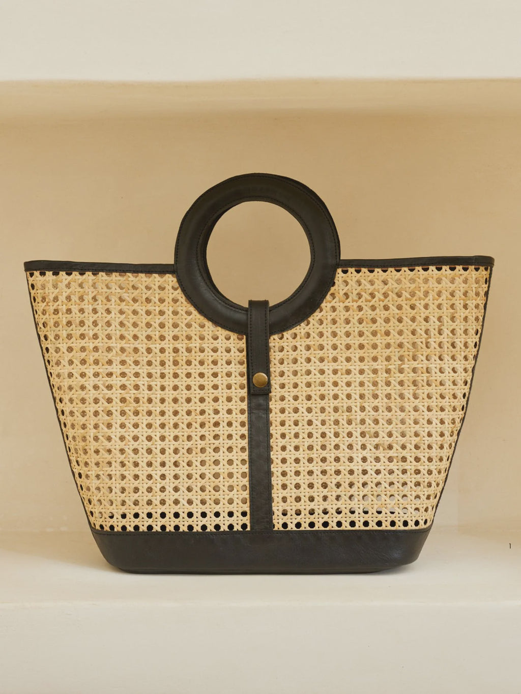 LE CIRCLE BAG