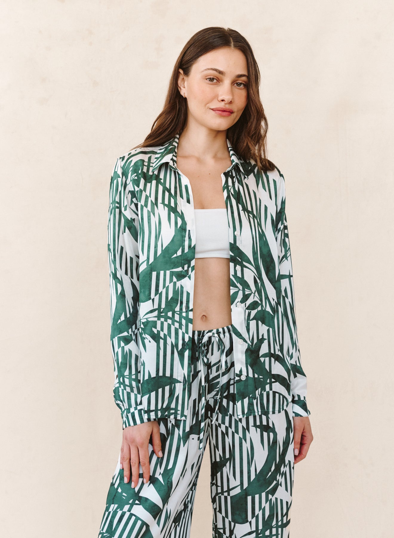 Classic Button Palm Print