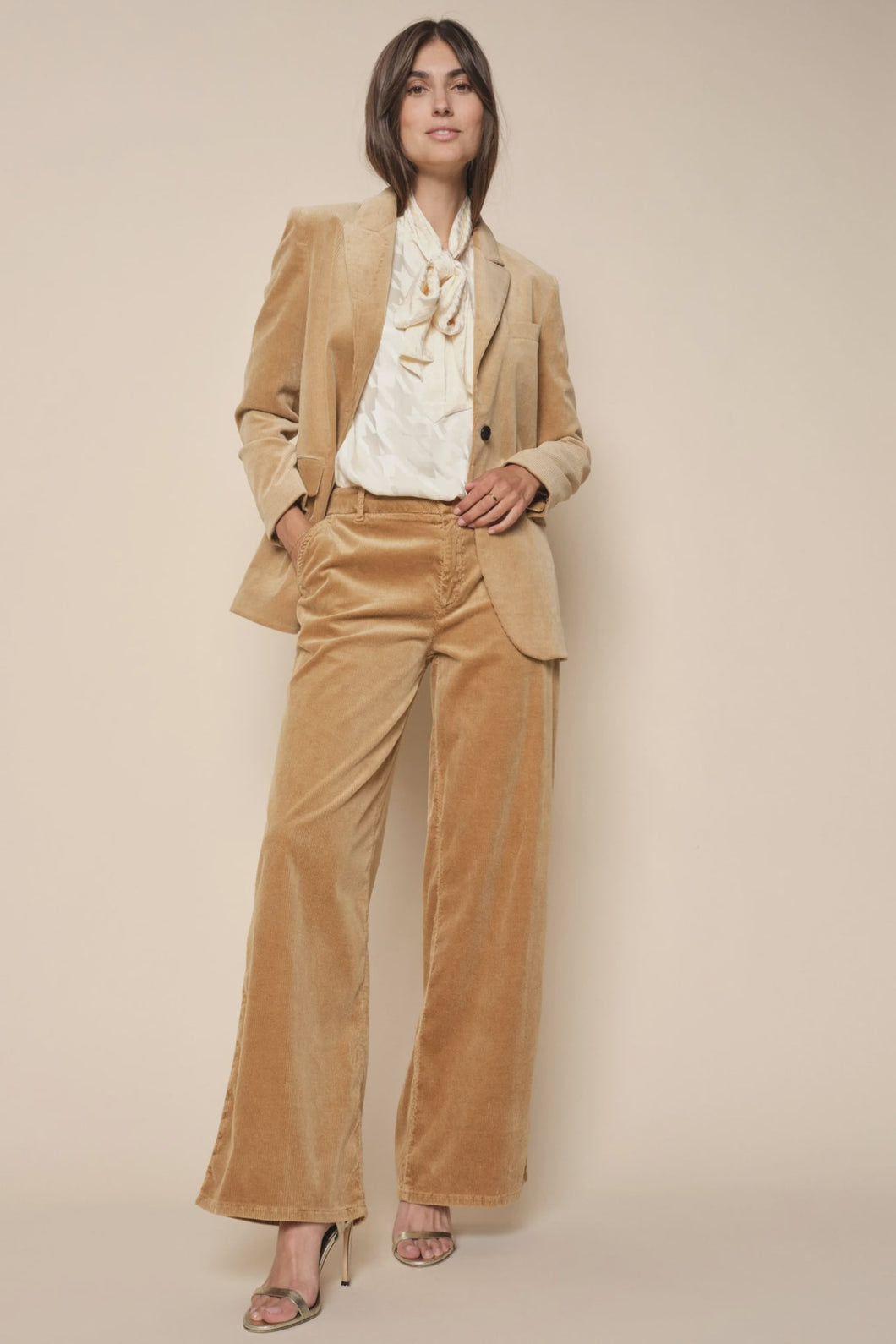 IVORY SOFT CORD BLAZER