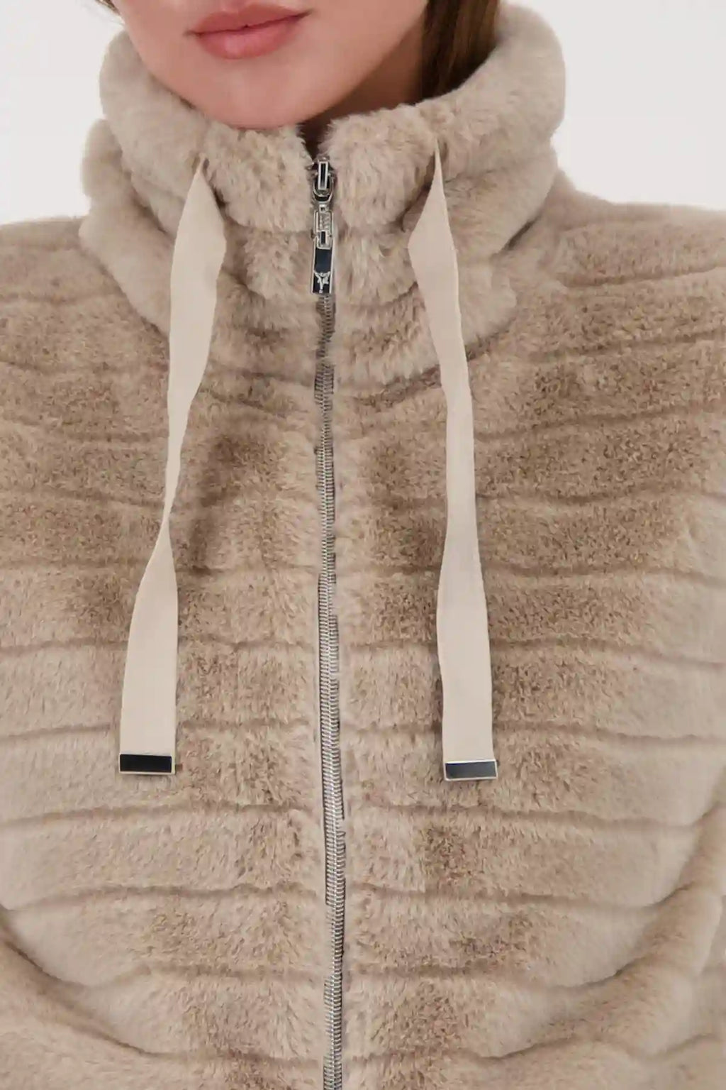 FAKE FUR WAISTCOAT - LATTE