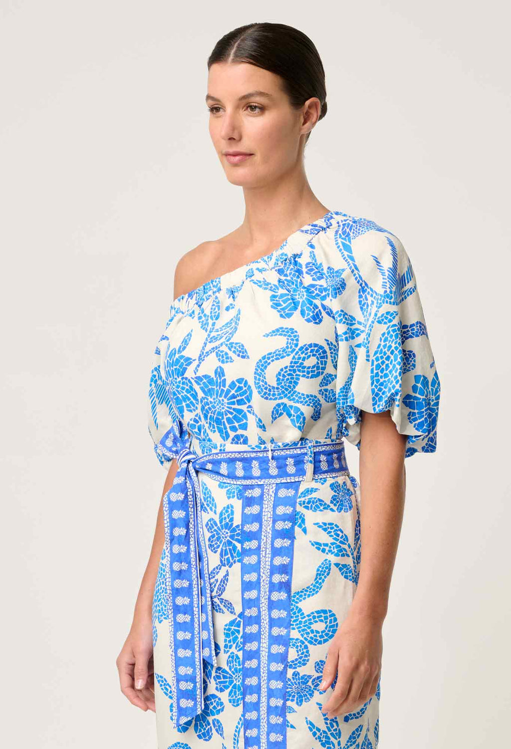 JUNO VISCOSE DOBBY ONE SHOULDER TOP