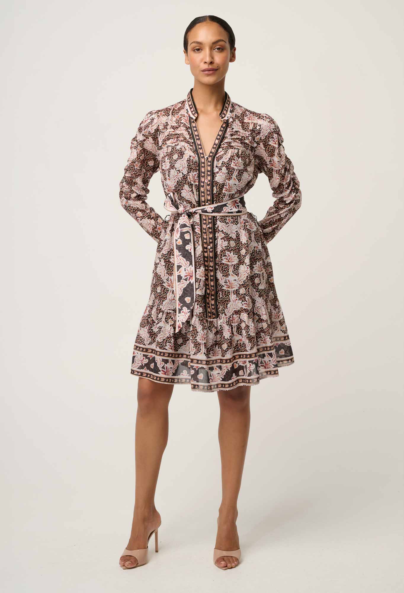 LANAE COTTON SILK PLACEMENT PRINT RUCHED SLEEVE DRESS