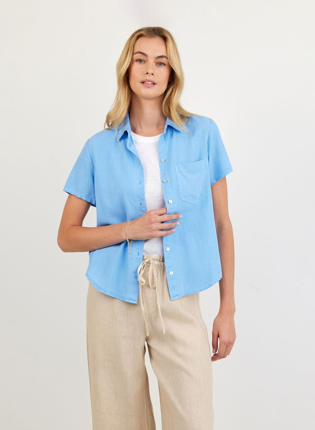 SHORT SLEEVE POCKET BUTTON DOWN TOP
