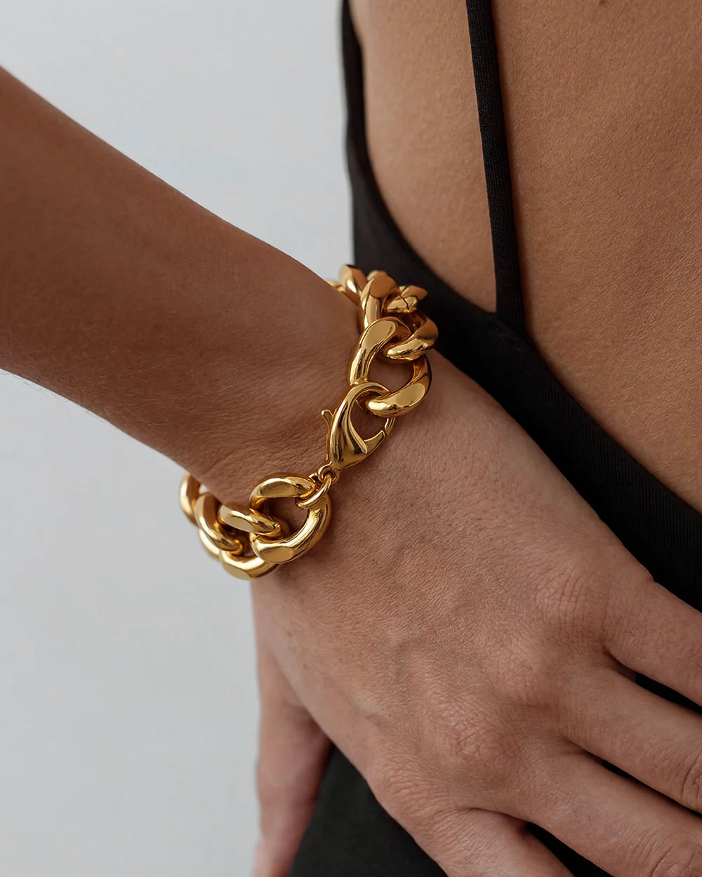 QUEEN BRACELET