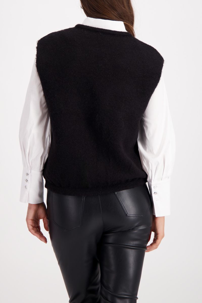 KNIT BLACK ZIP VEST