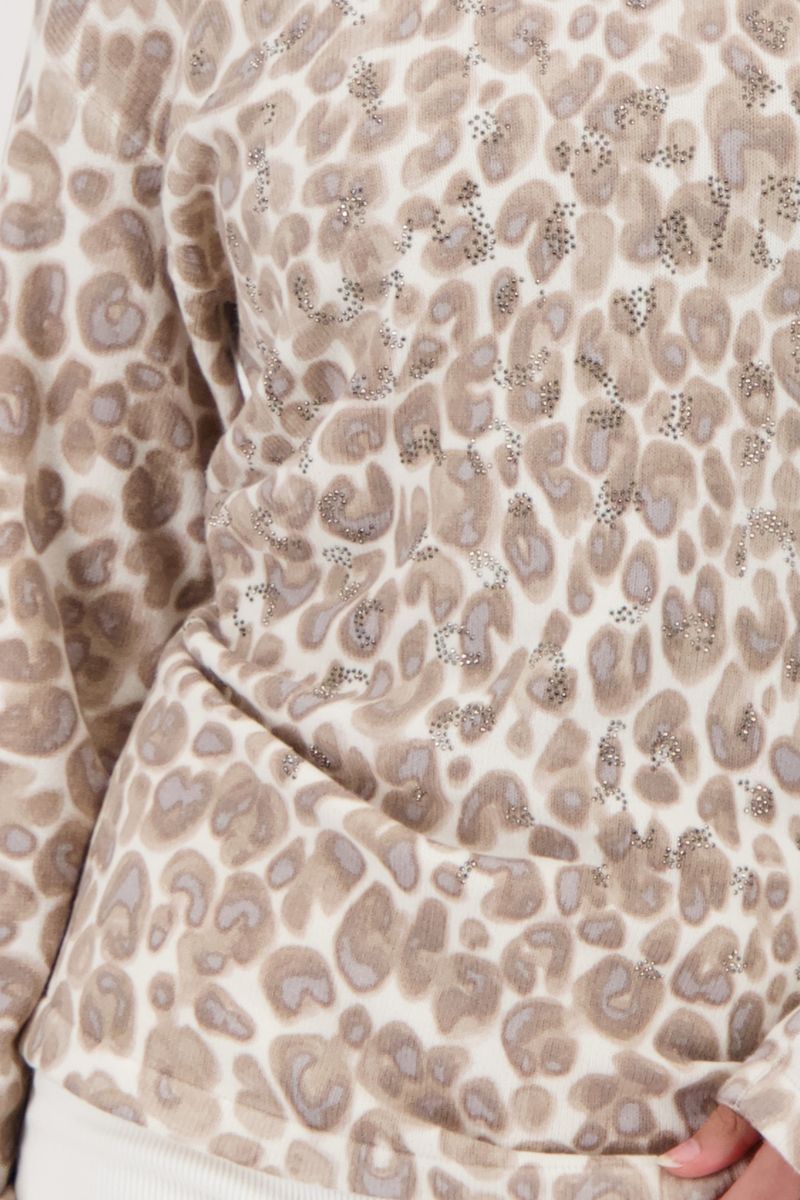 SWEATER W ALL OVER LEOPARD PRINT