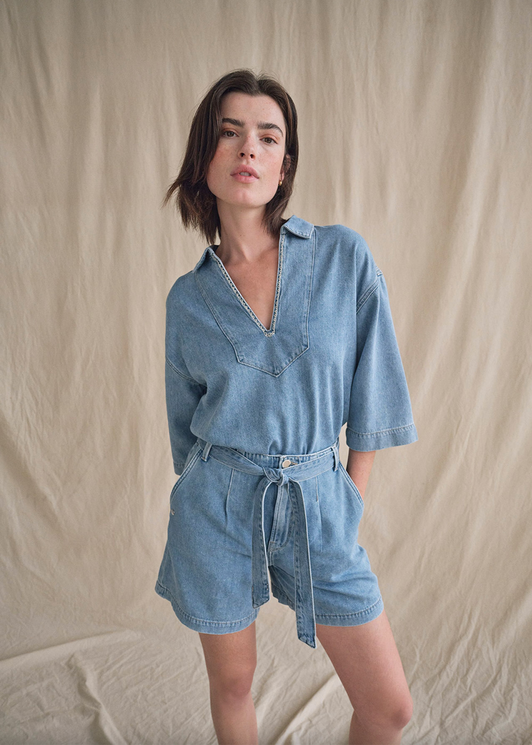 MEGGI TIE FRONT DENIM SHORTS