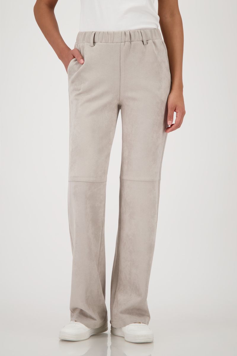 JEANS W/FAUX LEATHER