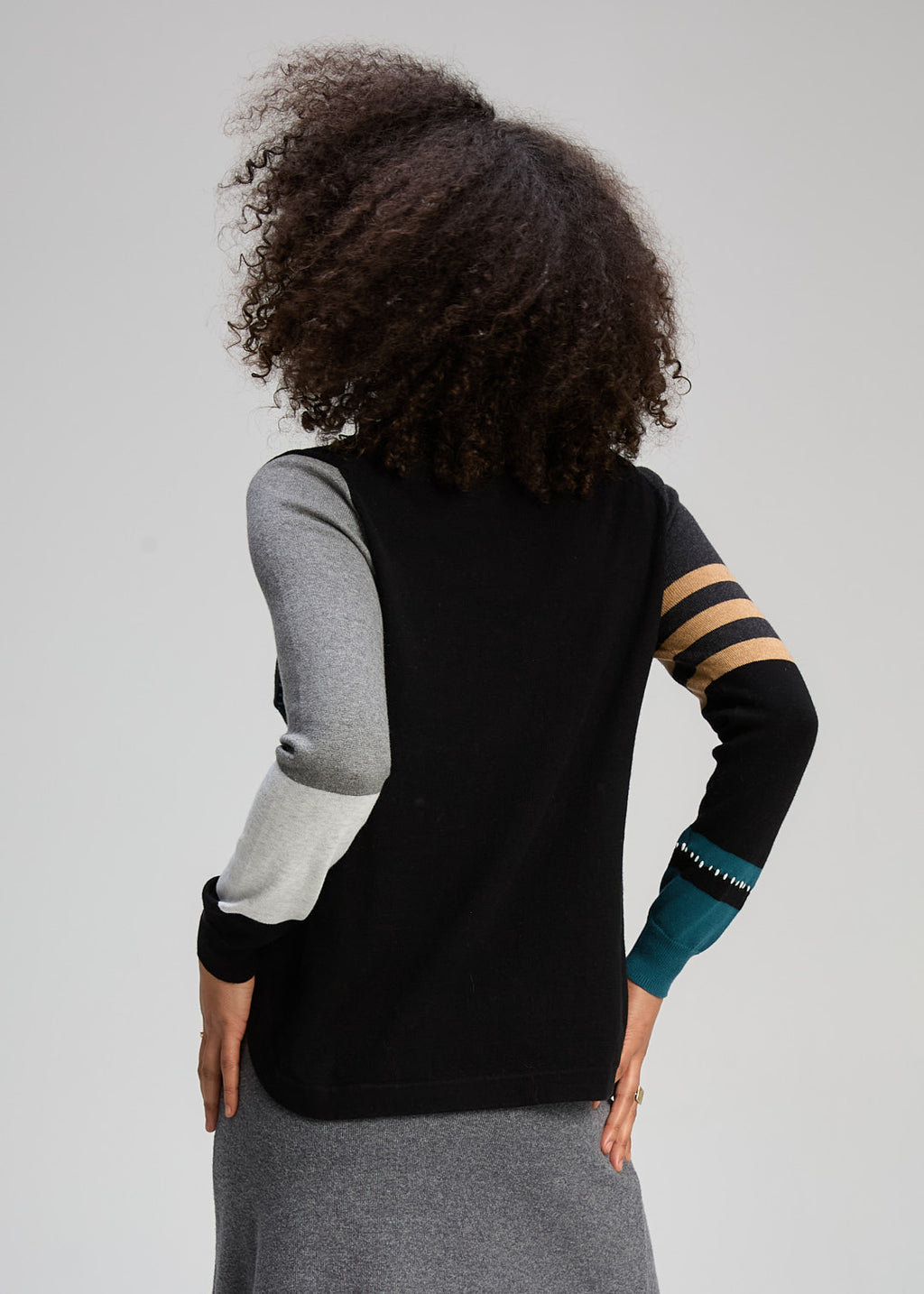 POCKET DETAIL JUMPER