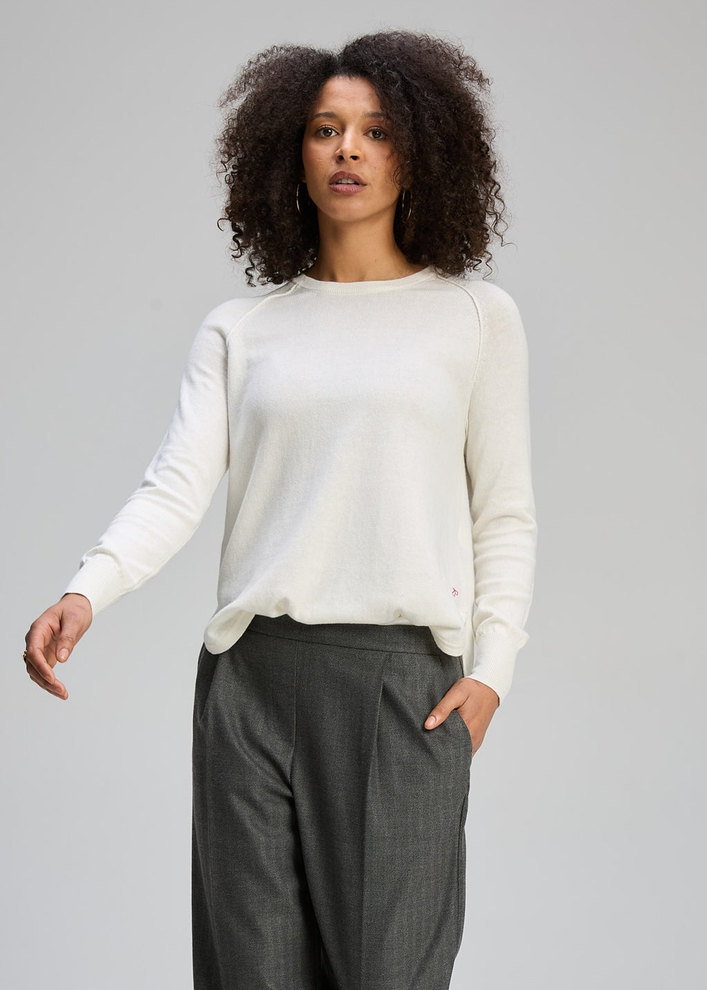 ROUNDED BOTTOM ESSENTIAL