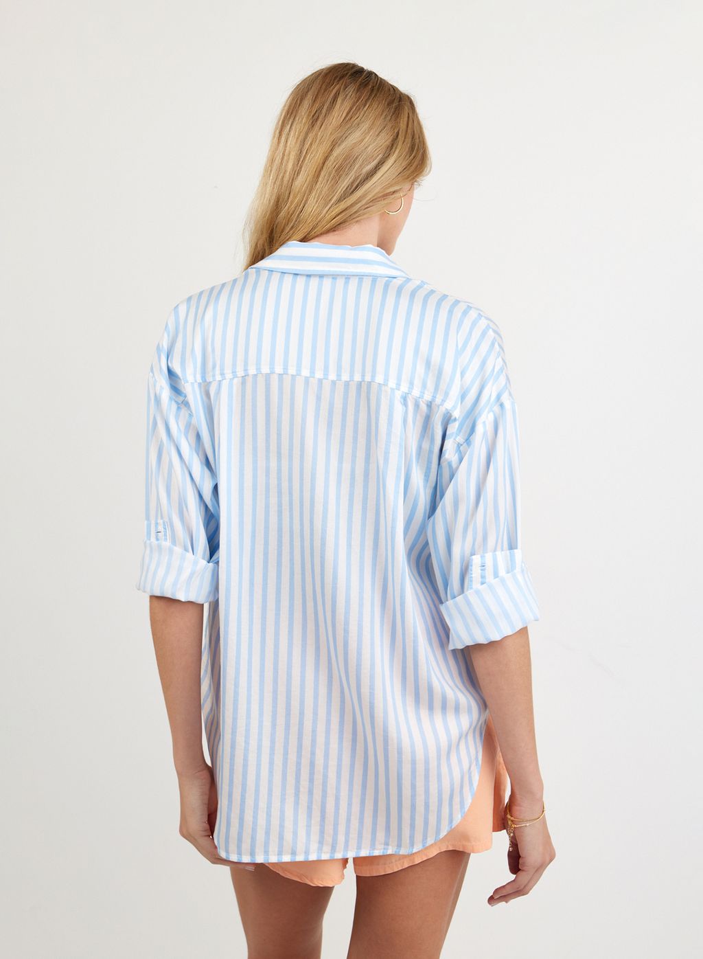 OVERSIZED BUTTON DOWN SHIRT