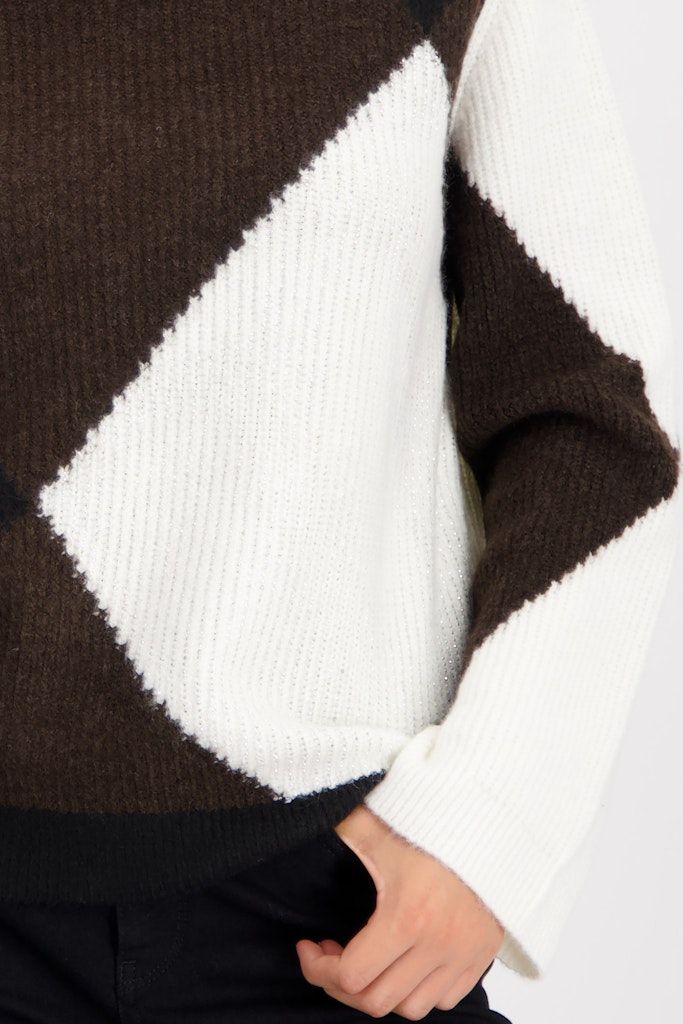 DIAMOND SWEATER